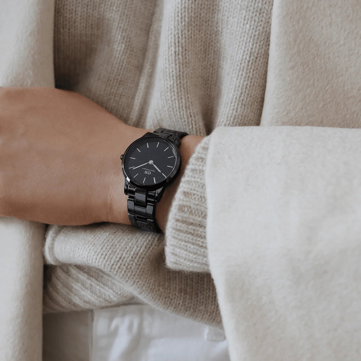 DW Iconic Link Ceramic Analog All Black Unisex Watch - DW00100414